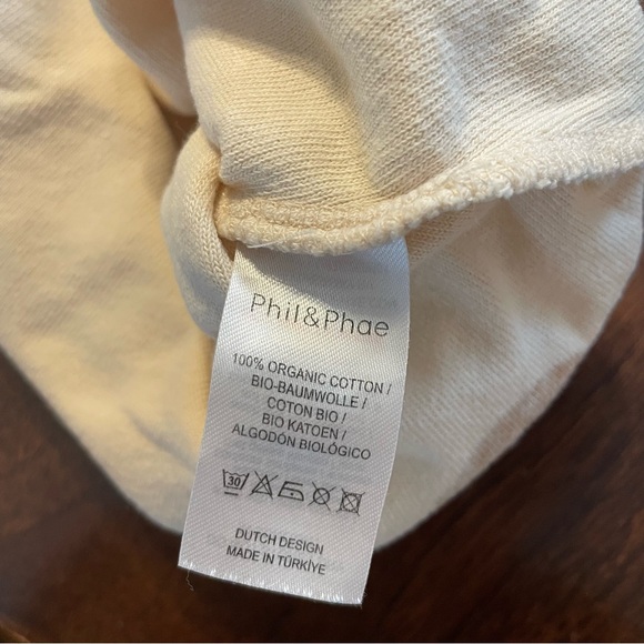 Phil & Phae Romper Onesie Bubble Terry Cloth Dots Size 18 months - Picture 5 of 7